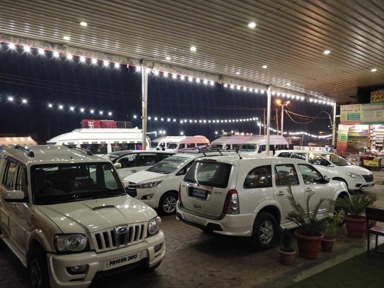 Jhilmil Dhaba Hotel Sonipat Exterior foto
