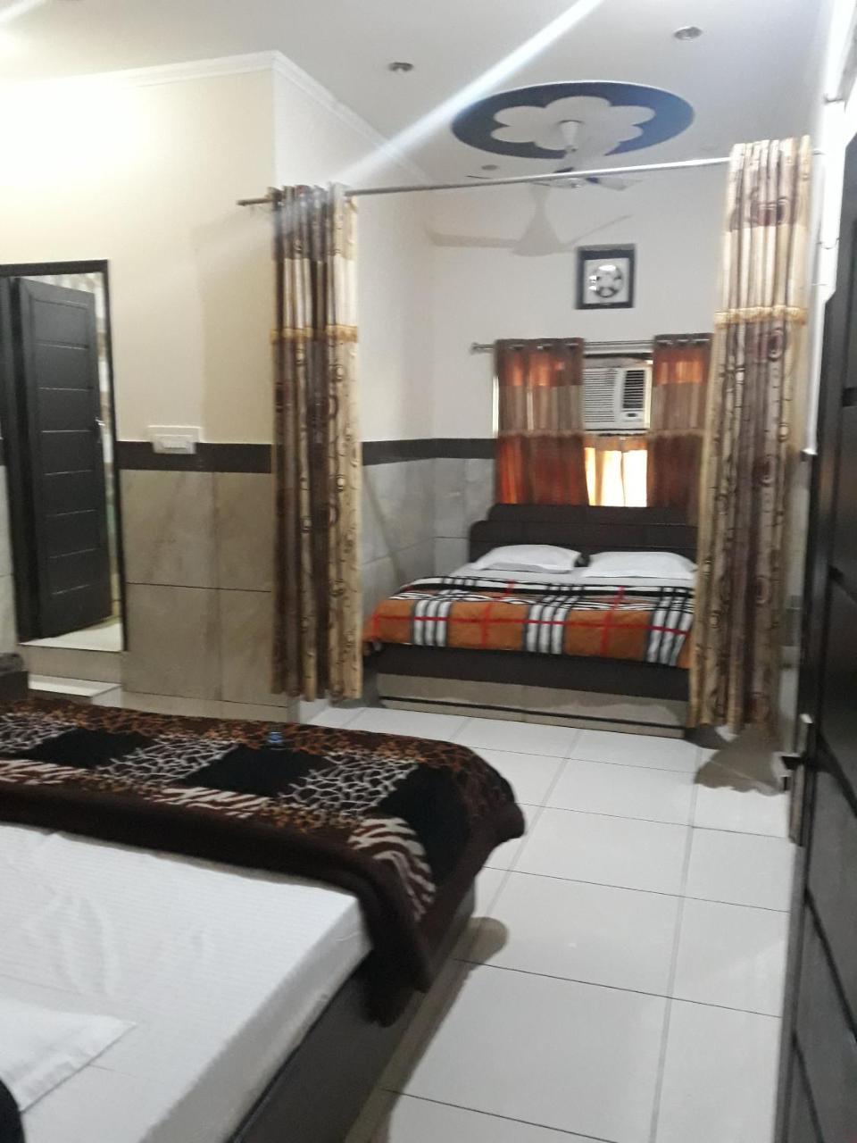 Jhilmil Dhaba Hotel Sonipat Exterior foto